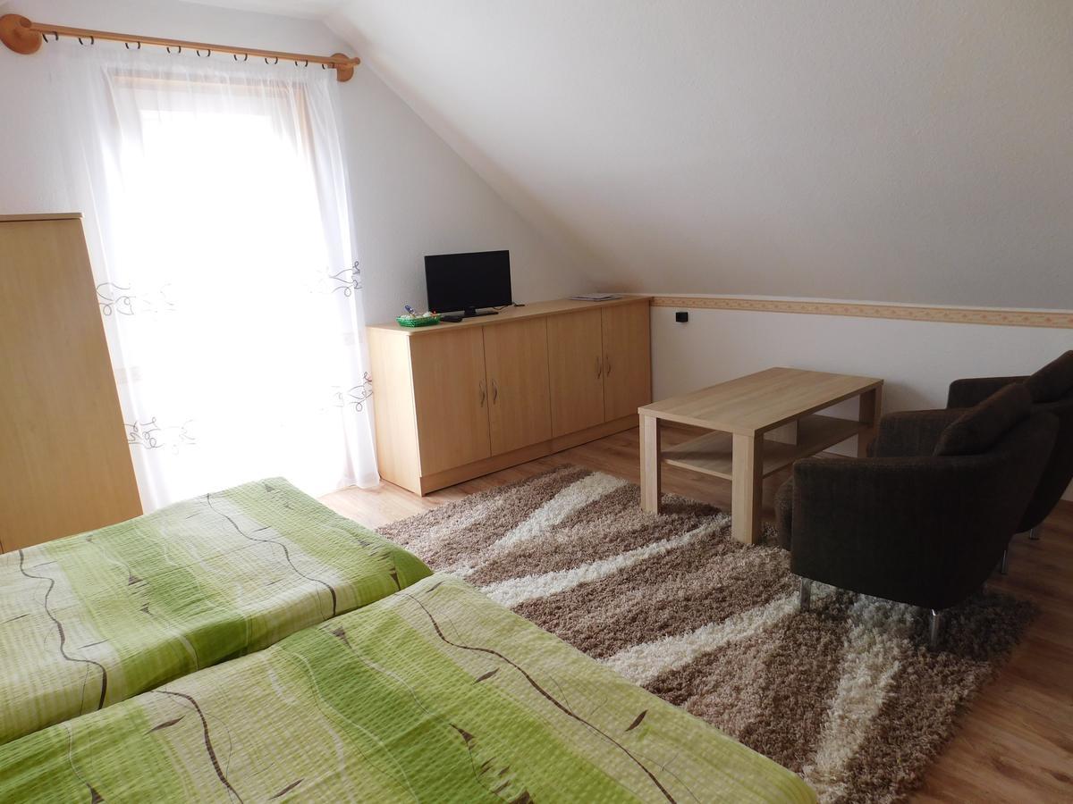Xxl Apartman Zalakaros Extérieur photo